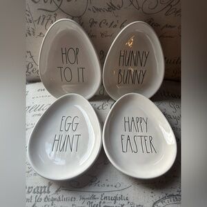 Rae Dunn Egg Shaped Plates Set of 4